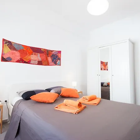 Bollywood Style Apartment *