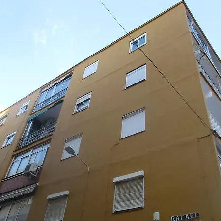 Bollywood Style 4th Floor By Stairs *